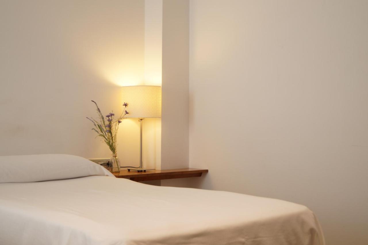 Hotel El Patiaz De La Reina Rana Tauste ภายนอก รูปภาพ